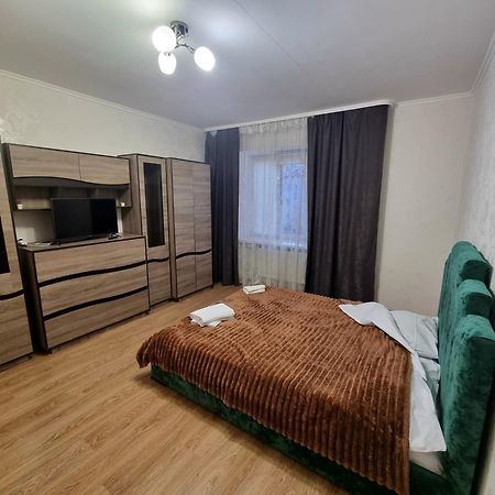 Port City Apartment Луцк Экстерьер фото